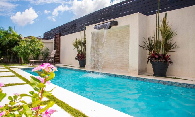 Mammee Bay Casa | Modern Villa with private backyard pool