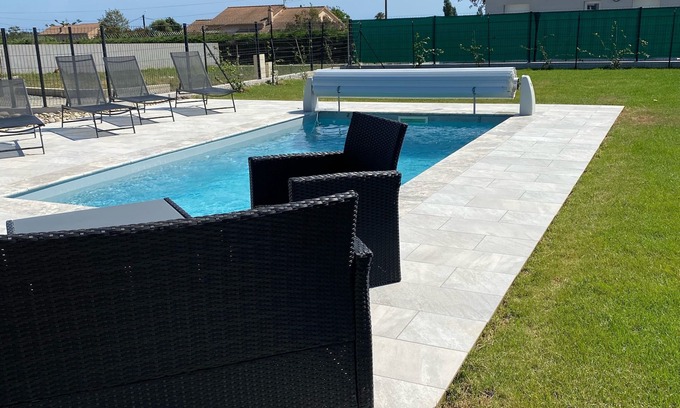 Prunete Casa | MODERN VILLA WITH PRIVATE POOL 10 MINUTES WALK FROM THE SEA