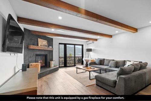 Mont-Tremblant Casa | Modern Warm Condo with Views of Mont Tremblant