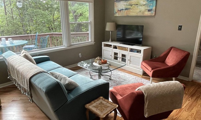 Lake Lure Cabaña | Modern with View, Pippin Cottage is between CRVillage & Lake Lure Beach