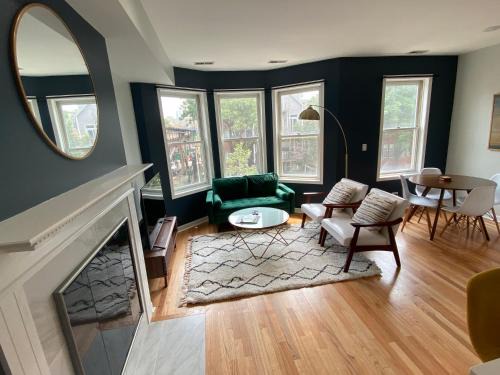 Lakeview Casa | Modern Wrigley Oasis with Parking!