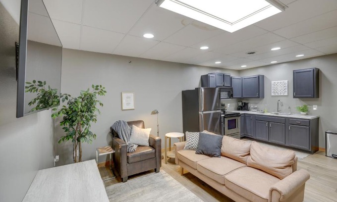 Yankton Apartamento | Modern Yankton Apartment Near Riverside Park!