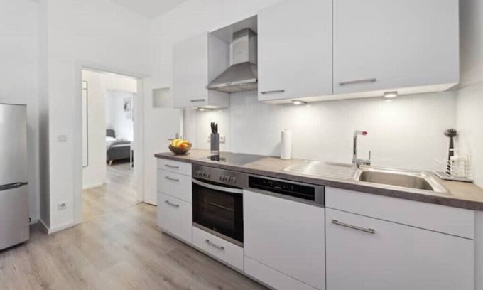 Suedviertel Apartamento | Modern & Zentral I 5 Pers. I PS4 I Netflix I Wlan