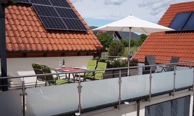 Nußdorf Apartamento | Moderne Ferienwohnung, nah am Pfälzer Wald, Umgeben von Weinbergen