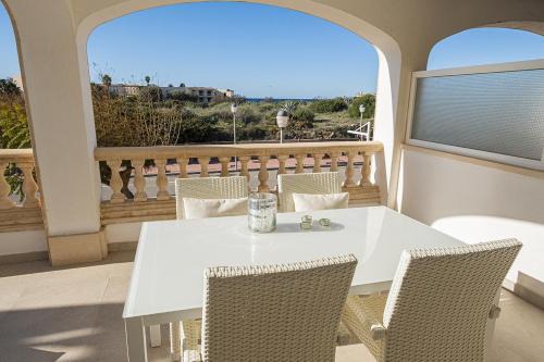 Colonia Sant Jordi Apartamento | Moderne Ferienwohnung Primavera