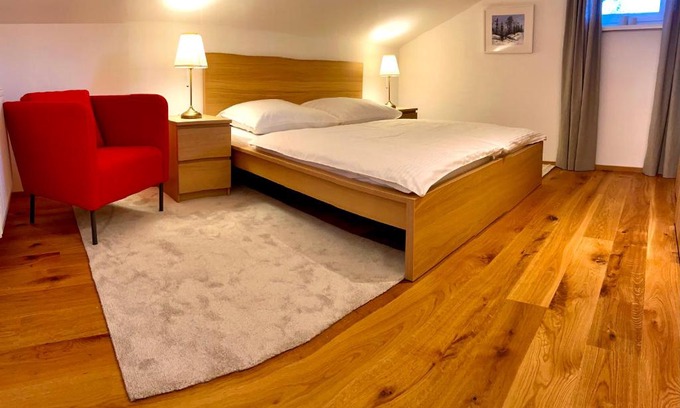 Thorl Apartamento | Moderne Ferienwohnung Hubert Neuper im Zentrum von Bad Mitterndorf