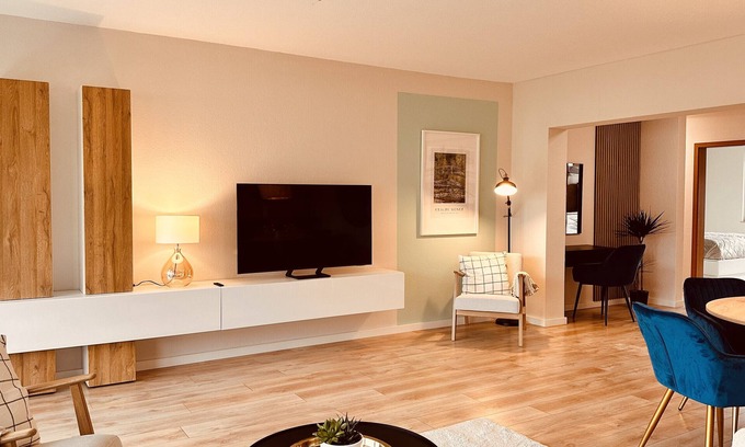 Dinslaken Apartamento | Apartamento 'Moderne Wohnung 89m2' con balcón y Wi-Fi