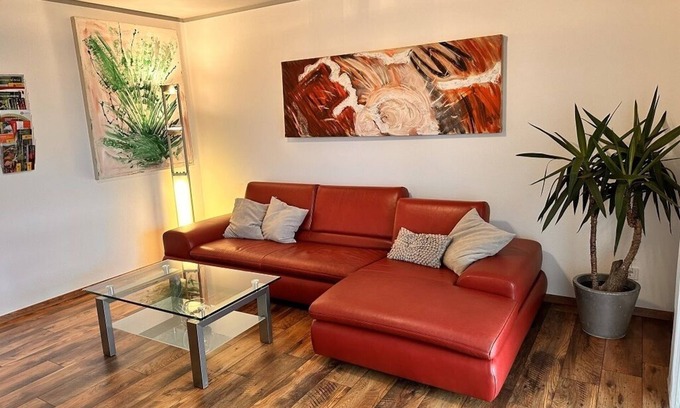 Beilngries Apartamento | Apartamento moderno y céntrico (72 m²) con terraza amueblada orientada al sur