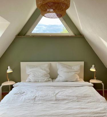 Vadersdorf Apartamento | Modernes Ferienhaus für Familien und Surfer