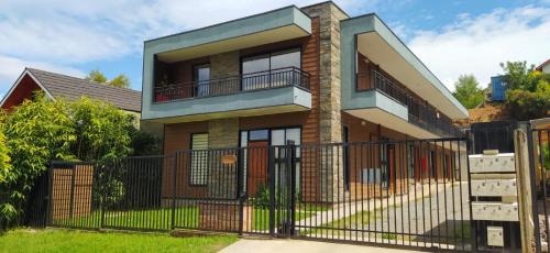 Valdivia Apartamento | Moderno departamento con balcón en IslaTeja, Valdivia