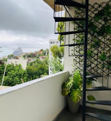 Laranjeiras Apartamento | Moderno e Econômico Studio em Laranjeiras