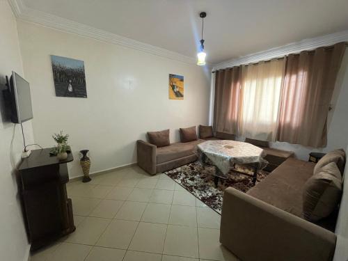 Agadir Apartamento | Modest appartement