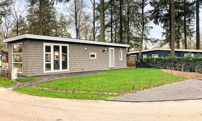 Ede Chalet De Esquí | ✓ Module Flat Roof at Bospark Ede ✓ Holiday home for 4 people ✓ Located in Ede (Gelderland) ✓ Holiday resort in the Veluwe region ✓ Book directly at the resort