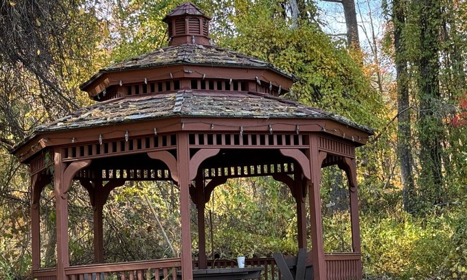Lake George Hotel | Mohican Resort Motel