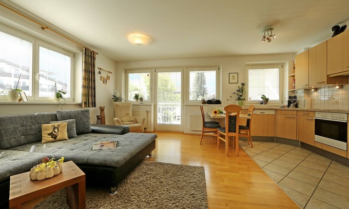 Mayrhofen Apartamento | Exclusivo estilo country; maravillosa vista panorámica; ubicación superior tranquila en el centro