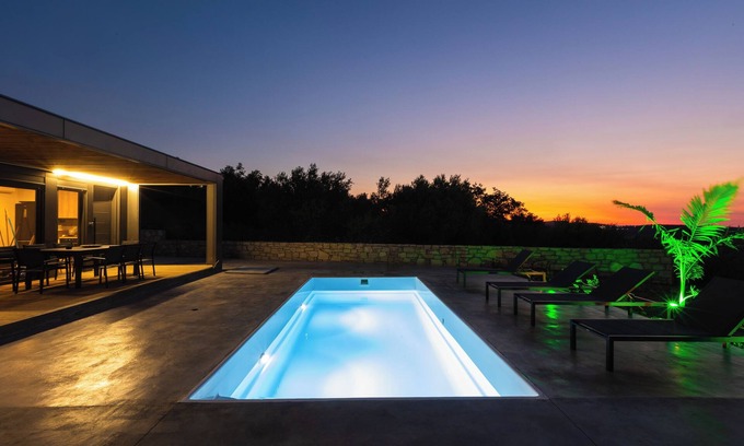 Dafni Hotel | Moirai Pavilions Luxury Villas