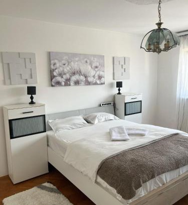 Gornji Milanovac Apartamento | Moj dom