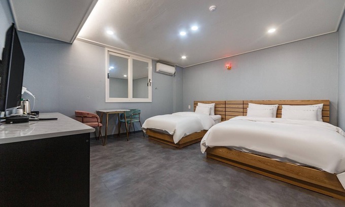 Mokpo Hotel | Mokpo Nine Self Check-in Hotel