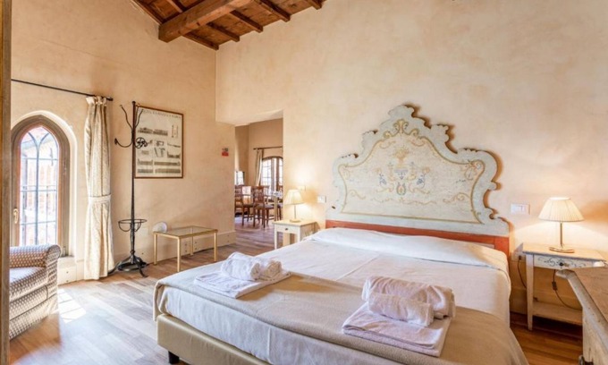 Molina Apartamento | Molino Stucky Residence Sandolino Suite