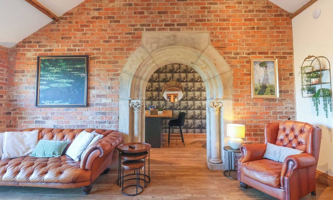 West Heslerton Cabaña | MOLLY'S COTTAGE, pet friendly, with a garden in Rillington