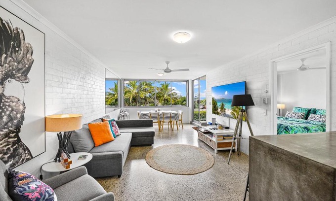 Sunrise Beach Apartamento | Moments from the Beach, Sunrise Beach