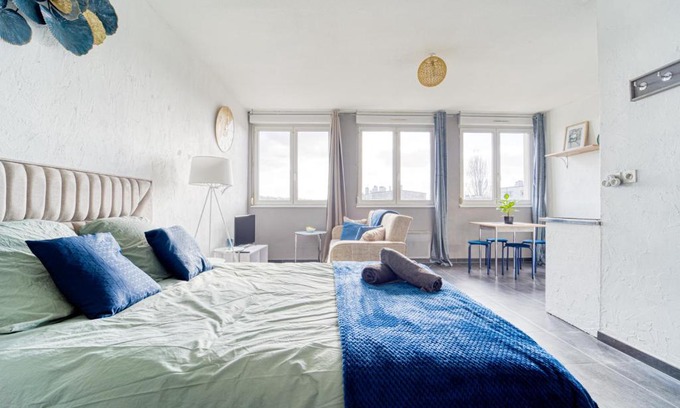 Plantieres Queuleu Apartamento | Mon Rez-de-Chaussée Ville Parking Privé Un-Séjour-à-Part