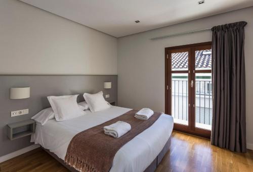 Ciutat Vella Apartamento | Mon Suites Catedral