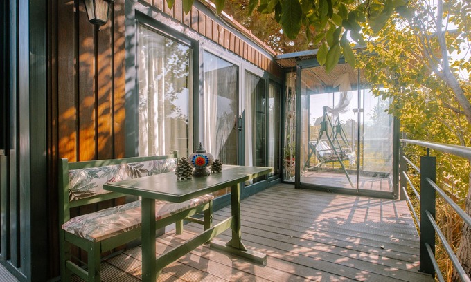 Seferihisar Hotel | Mona Glamping Caravan Suites