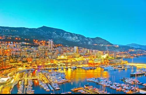 Cap d'Ail Apartamento | Monaco Monte-Carlo door step - Luxury Apartment - 2 Bedrooms 2 Bathrooms - Superb Modern Fully Equipped