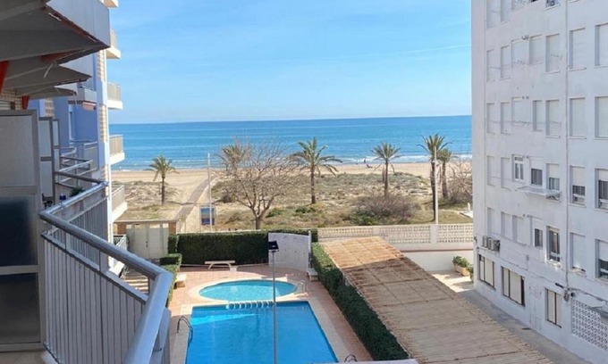 Grau i Platja Apartamento | Monela Front beach sólo familias