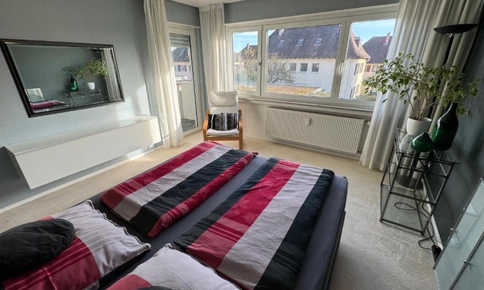 Boeblingen Apartamento | Monikas Home - Gemütliche 3-Zimmer-Wohnung im Herzen von Böblingen