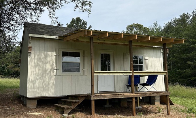 Long Creek Cabina | Monk's Corner Camping Cabin