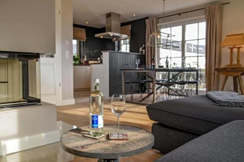 Hornum Casa | Monkey Island
