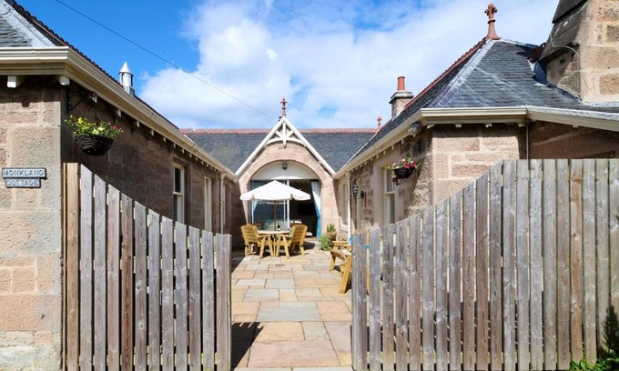Nairn Casa | Monkland Cottage