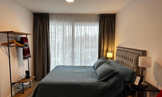 La Plata Apartamento | Monoambiente12 Plaza Paso By Lofter