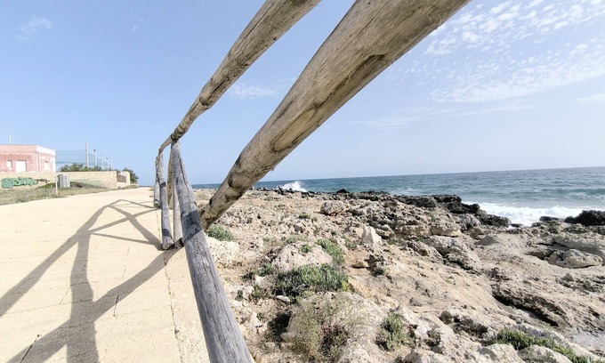 Posto Rosso Casa | MONOLOCALE LA CORTE SUL MARE