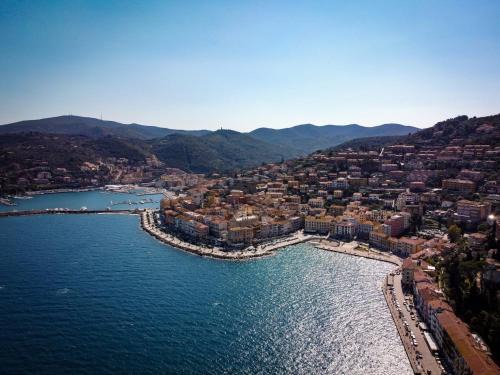 Monte Argentario Apartamento | Monolocale mansarda a Porto Santo Stefano Argentario