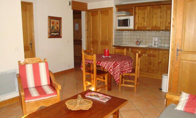 Pralognan-la-Vanoise Apartamento | Montagne: 3 pièces avec balcon, proche pistes & centre, Pralognan - FR-1-464-120