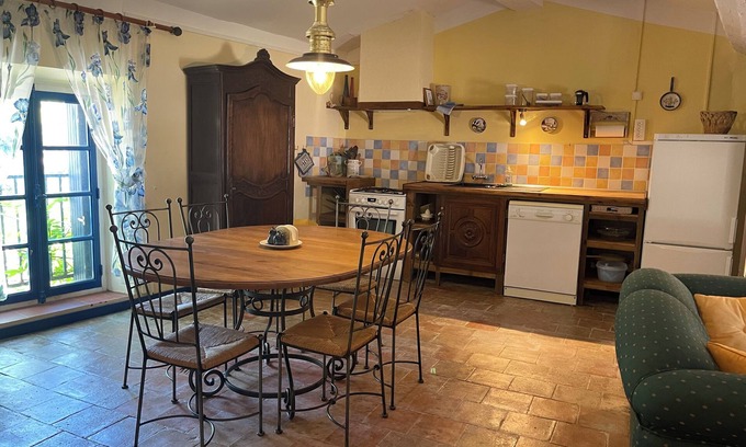 Moux Apartamento | Montagne d'ALARIC C