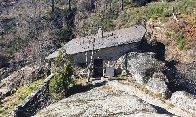 Covilha Chalet De Esquí | Vrbo Property