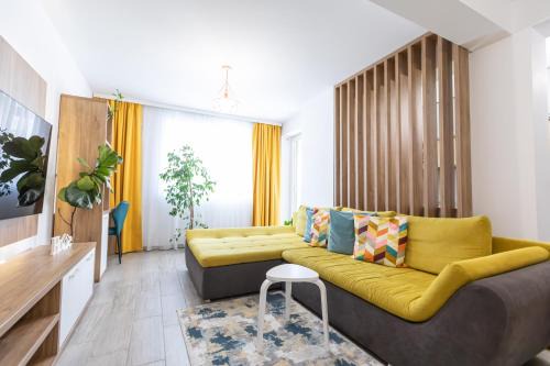 Tractorul Apartamento | Montana Garden