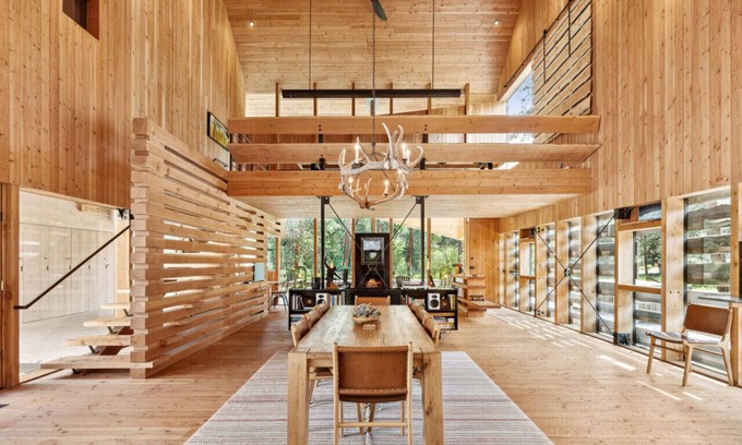 Darby Cabina | * *Montana's Architectural Marvel: Skwala Lodge* *