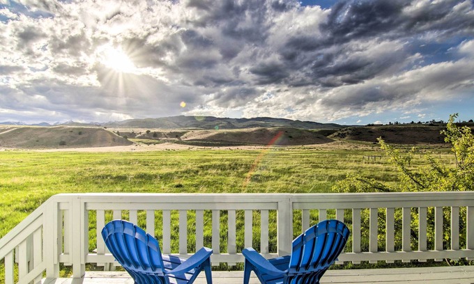 Emigrant Apartamento | Montana's Emigrant Peaks Getaway: Apt w/ Amenities