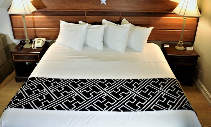 Kissimmee Hotel | Monte Carlo Inn