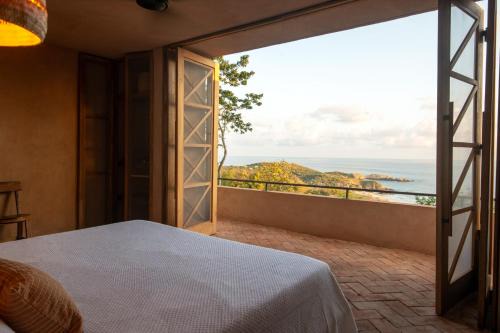 Santa María Tonameca Villa | Monte LaLaLa - Eco Lodge in Mermejita