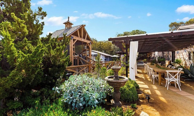 Alpine Casa | Montecito Cottage - Tuscan Farmhouse, Pool, Views
