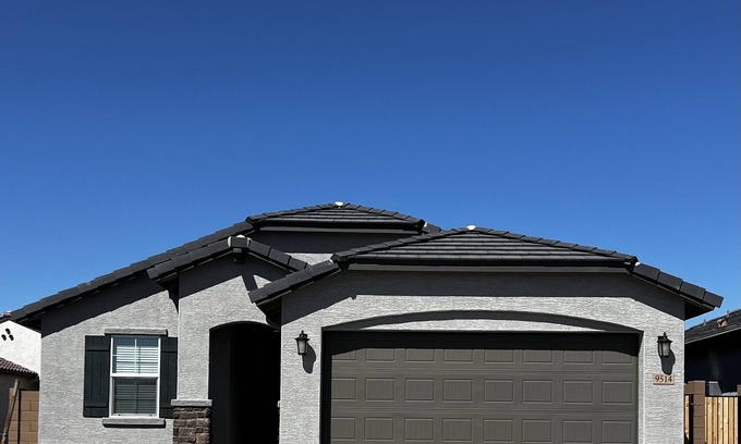 Maryvale Casa | Montecito Cozy Retreat 5 Min from Cardinals Stadium and Mattel Adventure Park!