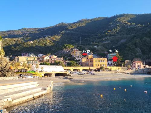 Cinque Terre Villa | Monterosso Apartments in Servano's Villas