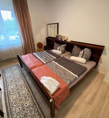 Zella-Mehlis Apartamento | Monteurswohnung, Ferienwohnung