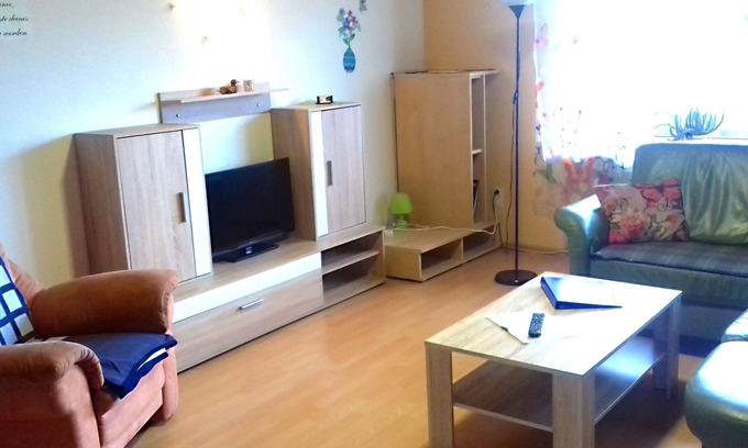 Pirmasens Apartamento | Monteurwohnung con balcón y WLAN 73qm
